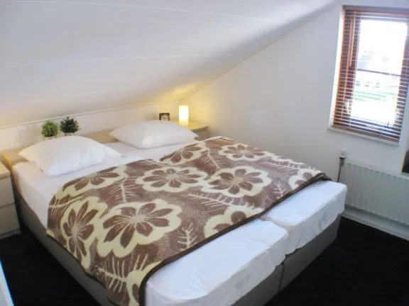 Vakantiehuisje spaanse galeien 23 cadzand slaapkamer 1