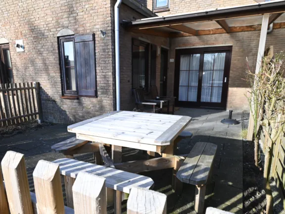 Vakantiehuisje spaanse galeien 23 cadzand picknick bank