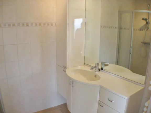 Spaanse galeien 24 vakantiehuis cadzand badkamer wastafel