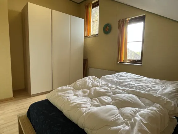 Ferienhaus spaanse galeien 30 retranchement eltern schlafzimmer schrank