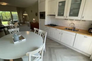 Spaanse galeien 68 cadzand bad keuken eethoek