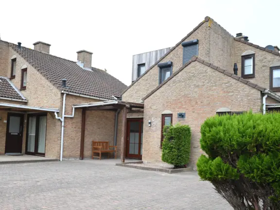 Vakantiehuis spaanse galeien 76 cadzand terras voorzijde