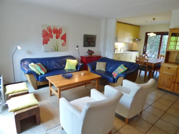 Spaanse galeien 9 cadzand woonkamer bank