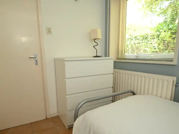 Vrijstaand vakantiehuis grote christoffelstraat 34 cadzand terra nova slaapkamer 3 kast