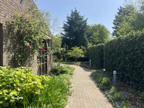 Ferien bungalow joannas hof grote christoffelstraat 15 cadzand garten seite