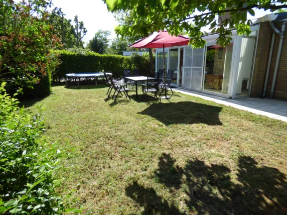 Bungalow sunrise grote christoffelstraat 30 cadzand tuin