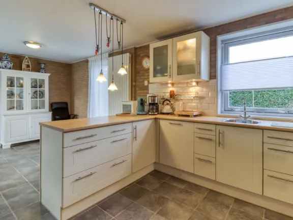 Bungalow grote christoffelstraat retranchement keuken 2