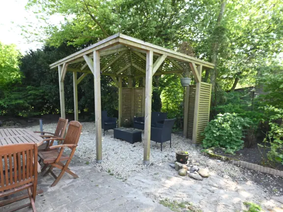 Bungalow grote christoffelstraat retranchement prieeltje