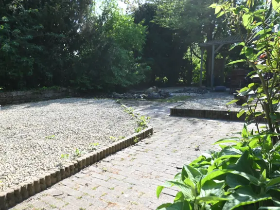 Bungalow grote christoffelstraat retranchement tuin grintbak