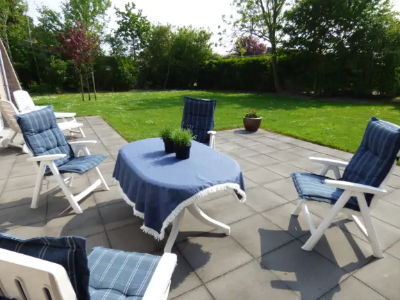 Bungalow kaapvaartstraat 5 cadzand hakuna matata tuinterras 2