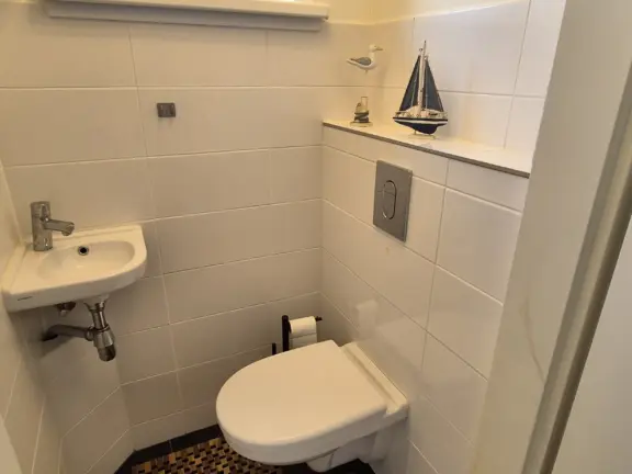 Ferienhaus wouter jansenstraat 3 cadzand toilette 2