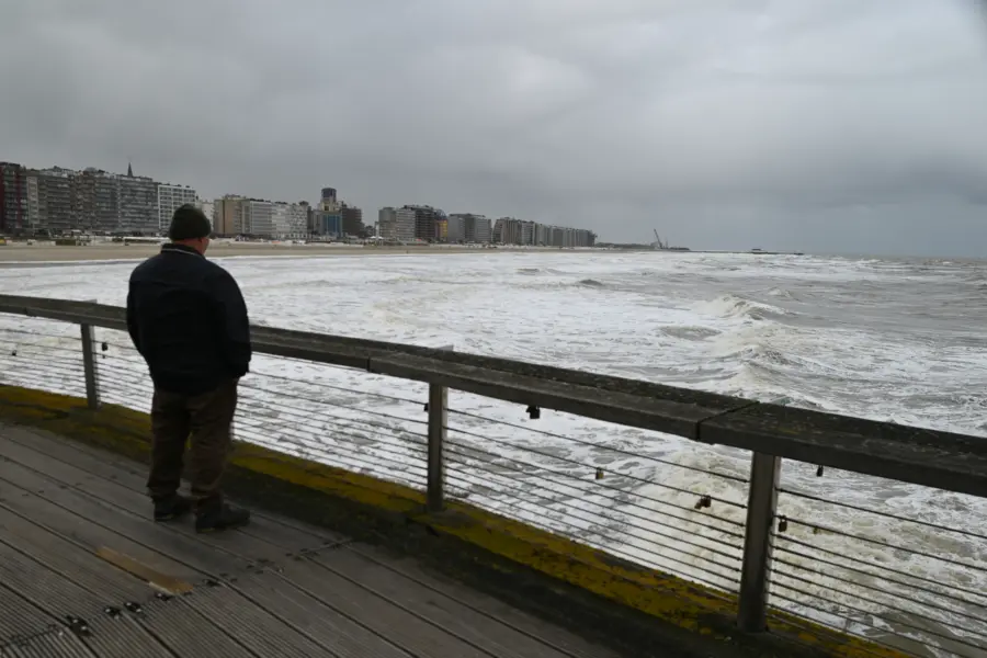 Blankenberge pier storm